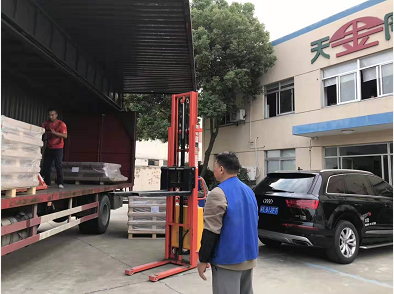 工具柜厂家天金冈旗下地磅打入加拿大市场