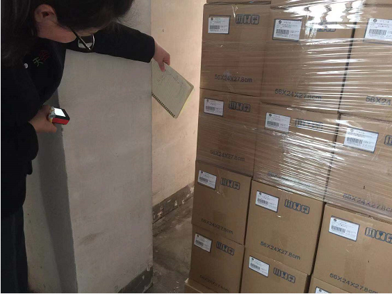工具柜厂家天金冈周艳玲女士对工厂的每处进行计算和规划