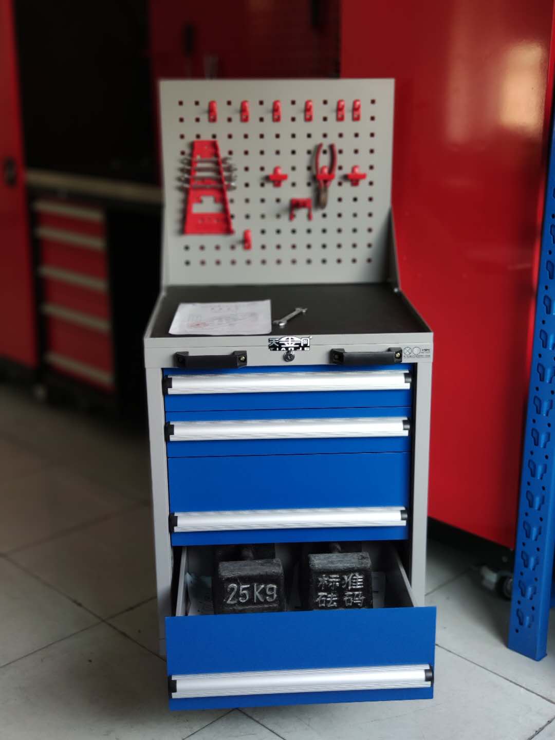 厂家供应挂板工具柜【天金冈】